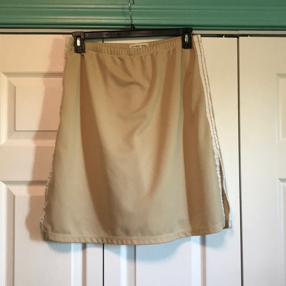 Khaki athletic skirt